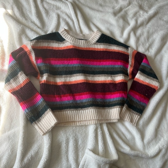 AE sweater - Picture 2 of 3